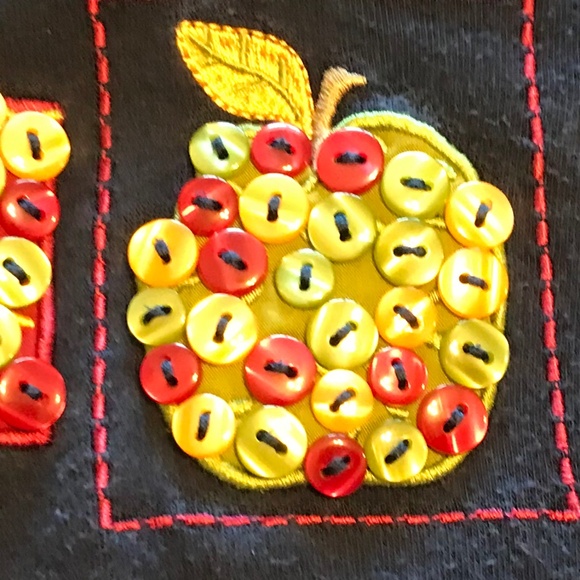 Breckenridge fall-themed long sleeved blue top with button apple design (2X) - Picture 15 of 16